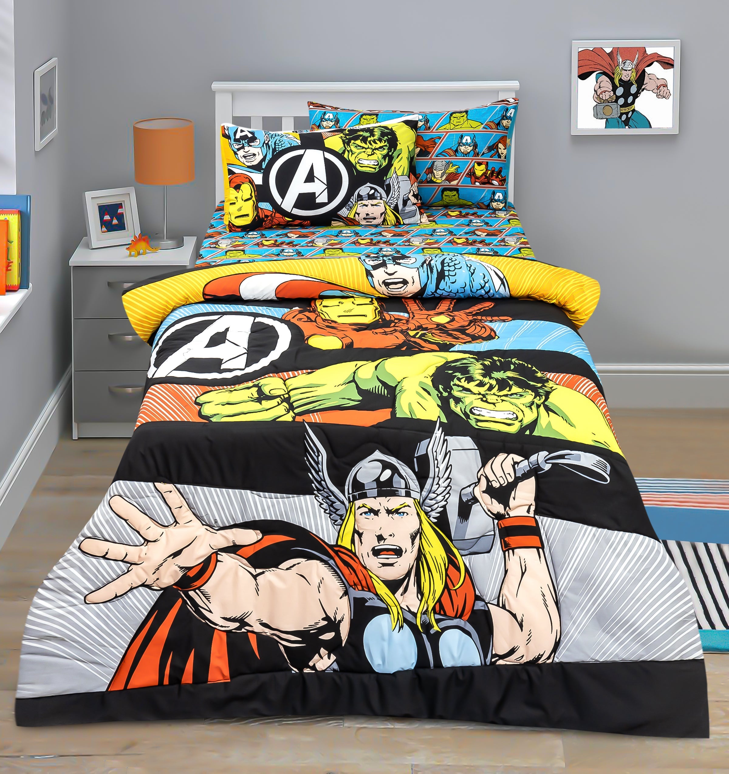 4-Piece Kids Cartoon Character Printed Bedspread Set - The Avengers
