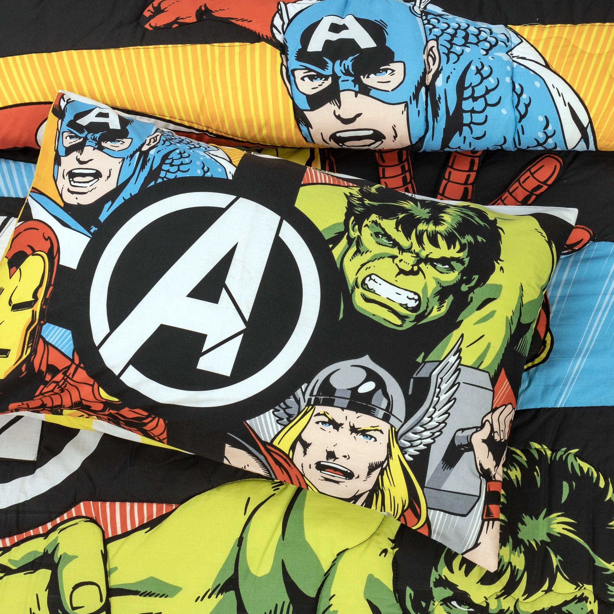 4-Piece Kids Cartoon Character Printed Bedspread Set - The Avengers