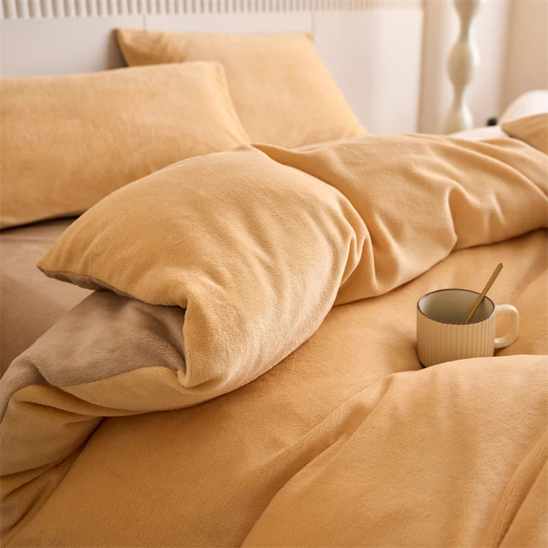 Reversible Velvet Duvet Cover With Velvet Sheet - Golden Beige