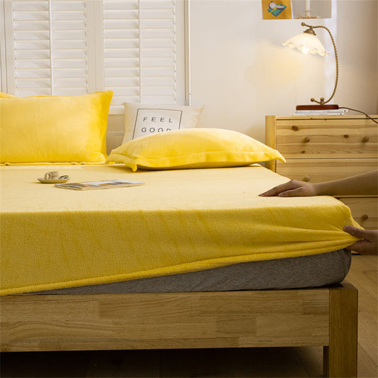 MILKY VELVET FITTED BEDSHEET - LIME YELLOW
