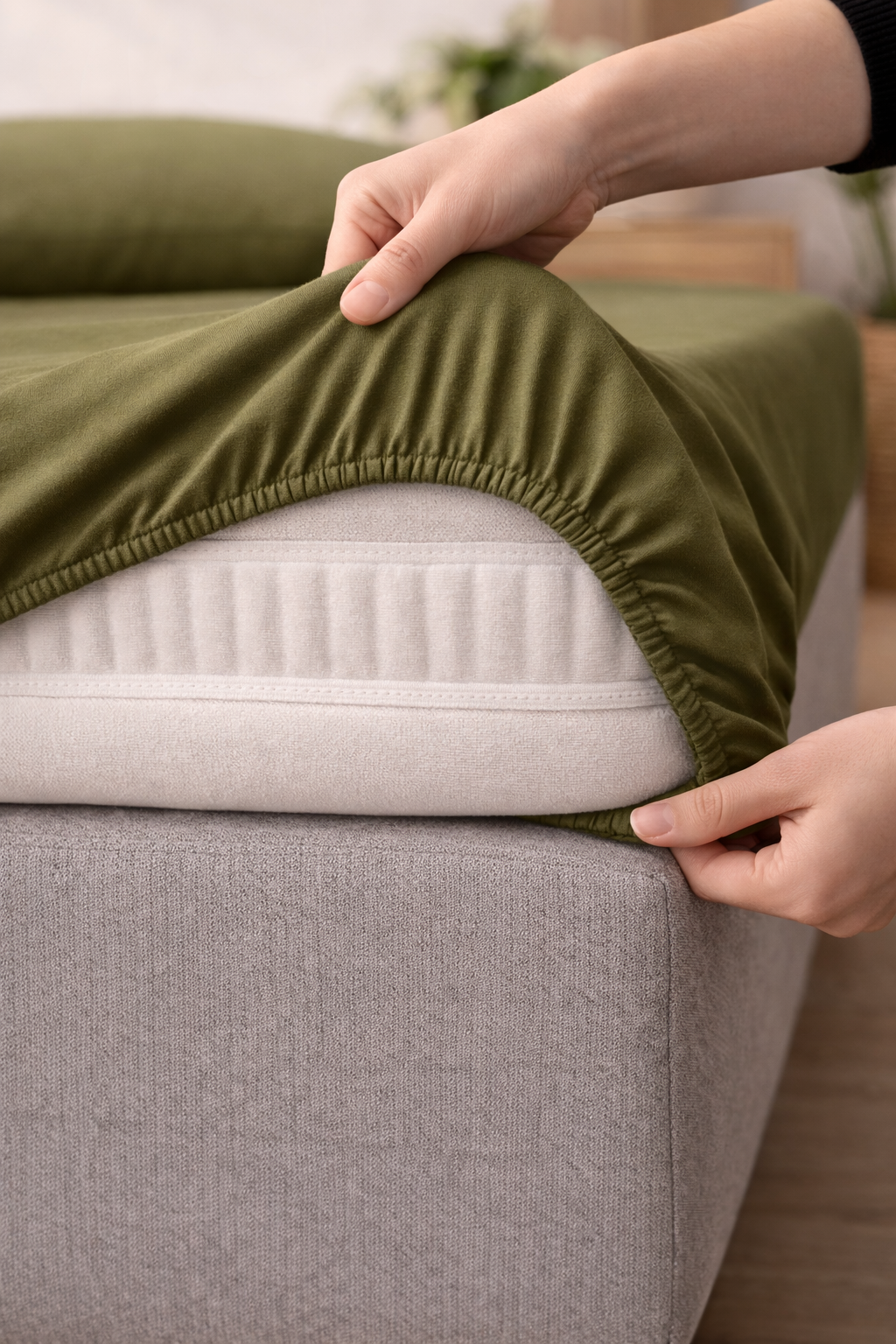 Cotton Fitted Bed Sheet With Pillows - Olive Green